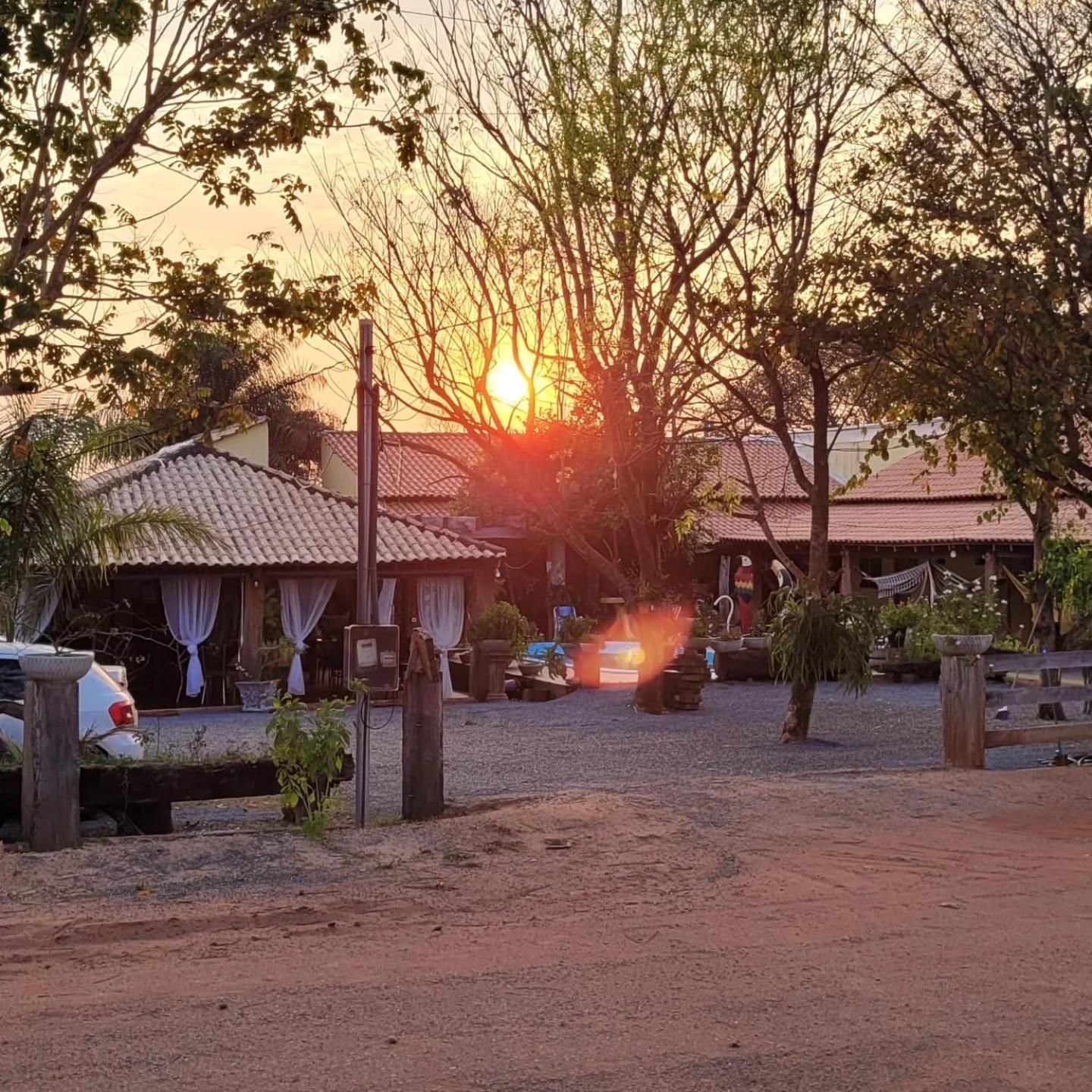 Pousada Cantinho De Casa Nobres Kültér fotó